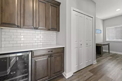 23920 Fairview Drive, New Boston, MI 48164 - Photo 12