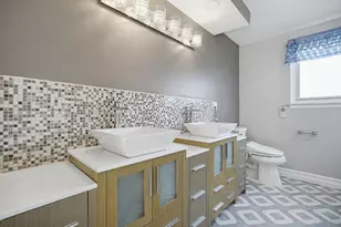 30701 Ventura St, Southfield, MI 48076 - Photo 22
