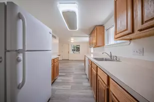2472 Hawks Rd, Ann Arbor, MI 48108 - Photo 8