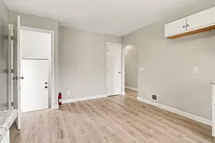 10906 Pucker St, Niles, MI 49120 - Photo 2