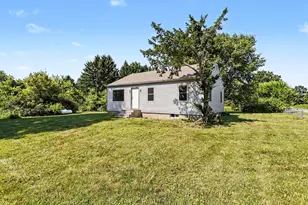 10906 Pucker St, Niles, MI 49120 - Photo 4