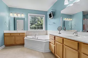 6155 Falabella Cir, Kalamazoo, MI 49009 - Photo 16