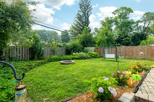 1036 N Maple Rd, Ann Arbor, MI 48103 - Photo 4
