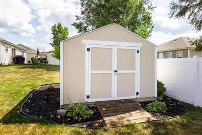 635 Rockway Drive, Linden, MI 48451 - Photo 48