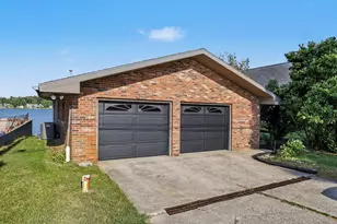 70219 Hilltop Dr, Union, MI 49130 - Photo 24