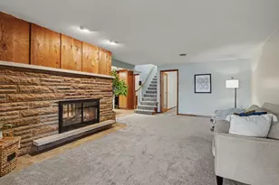 70219 Hilltop Dr, Union, MI 49130 - Photo 6