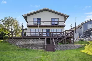 70219 Hilltop Dr, Union, MI 49130 - Photo 1