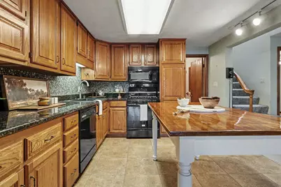 70219 Hilltop Drive, Union, MI 49130 - Photo 12