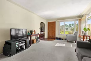 136 Charleston Ave, Battle Creek, MI 49037 - Photo 4