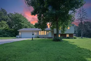 16310 15 Mile Rd, Marshall, MI 49068 - Photo 1
