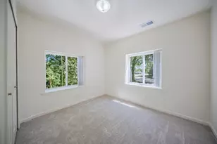 2472 Hawks Ave, Ann Arbor, MI 48108 - Photo 12