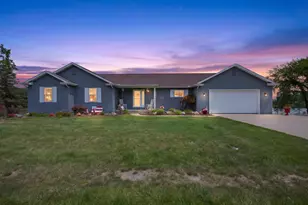 7070 Donegal Dr, Onsted, MI 49265 - Photo 1