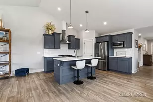 8787 Brayridge Dr, Jenison, MI 49428 - Photo 12