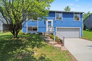 2126 Winewood Ave, Ann Arbor, MI 48103 - Photo 2