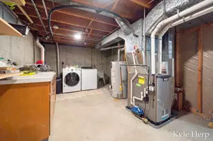 1038 Ferris St NW, Grand Rapids, MI 49544 - Photo 34