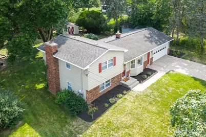 1038 Ferris Street NW, Grand Rapids, MI 49544 - Photo 2
