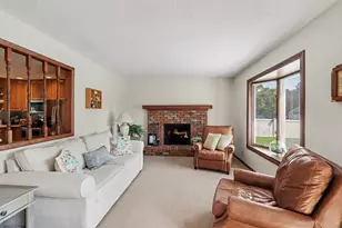 47401 Klett Rd, Paw Paw, MI 49079 - Photo 4