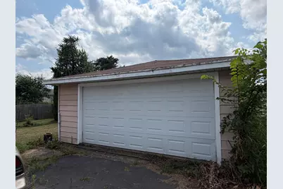 5820 Utah Avenue, Portage, MI 49024 - Photo 2