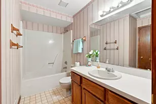 6108 Thorncliff Dr, Swartz Creek, MI 48473 - Photo 14