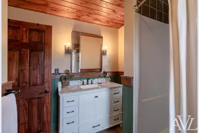1014 Crescent Street NE, Grand Rapids, MI 49503 - Photo 20