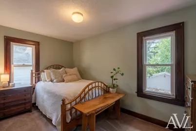1014 Crescent Street NE, Grand Rapids, MI 49503 - Photo 22