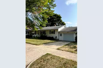 222 N 3rd Avenue, Big Rapids, MI 49307 - Photo 2