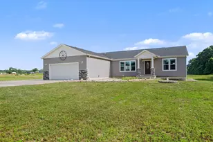 3170 Pine Lake St, Niles, MI 49120 - Photo 2