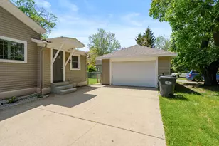 220 S Anderson St, Plainwell, MI 49080 - Photo 30