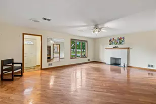 4069 Richmond St NW, Grand Rapids, MI 49534 - Photo 4