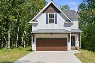 453 Sunset Pkwy, South Haven, MI 49090 - Photo 2