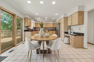 4837 Starak Ln, Ann Arbor, MI 48105 - Photo 16