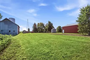 4985 W Gilpin Rd, Three Oaks, MI 49128 - Photo 46
