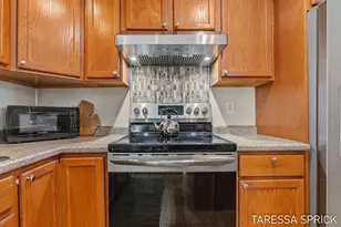 362 Sand Castle Dr, Holland, MI 49424 - Photo 22