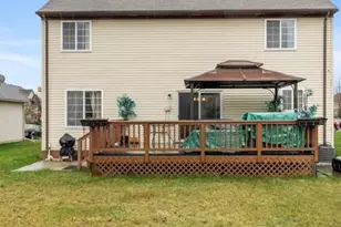 308 David St, Pontiac, MI 48341 - Photo 2
