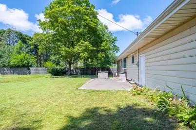 5432 S Roosevelt Road, Stevensville, MI 49127 - Photo 22