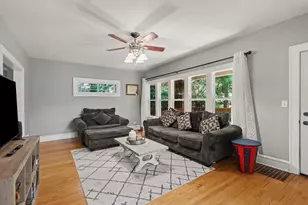 1217 Pinehurst Blvd, Kalamazoo, MI 49006 - Photo 8