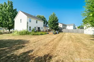 5641 Barcroft Dr SW, Wyoming, MI 49418 - Photo 36