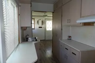 39 Troy St, Battle Creek, MI 49037 - Photo 10