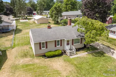 3901 Suburban Shores Drive NE, Grand Rapids, MI 49525 - Photo 32