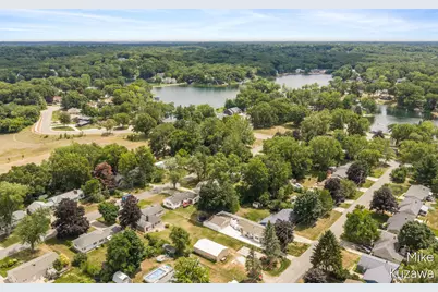 3901 Suburban Shores Drive NE, Grand Rapids, MI 49525 - Photo 36