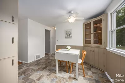 3901 Suburban Shores Drive NE, Grand Rapids, MI 49525 - Photo 10