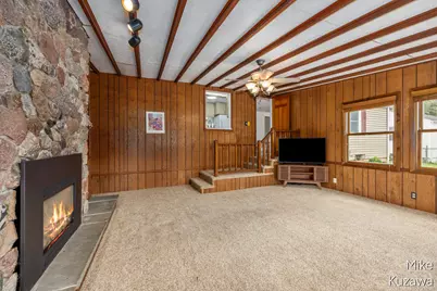3901 Suburban Shores Drive NE, Grand Rapids, MI 49525 - Photo 14