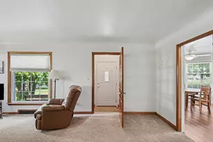 170 Eastman St, Mount Clemens, MI 48043 - Photo 6