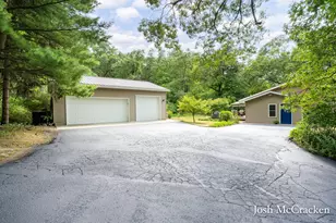 9665 Black Oak Dr, Lowell, MI 49331 - Photo 6