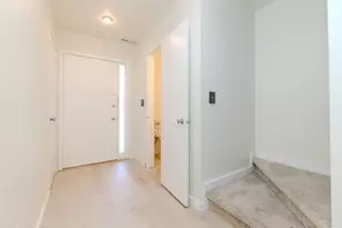 690 Peninsula Ct, Ann Arbor, MI 48105 - Photo 12