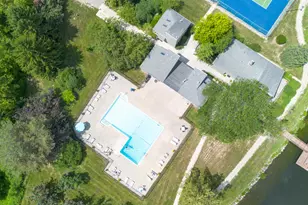 690 Peninsula Ct, Ann Arbor, MI 48105 - Photo 34