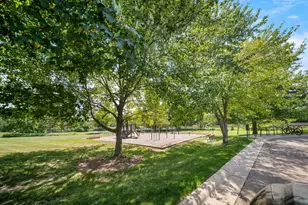 690 Peninsula Ct, Ann Arbor, MI 48105 - Photo 32