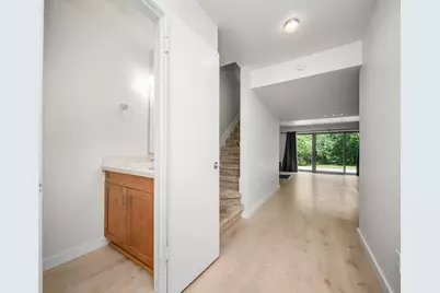 690 Peninsula Court, Ann Arbor, MI 48105 - Photo 8
