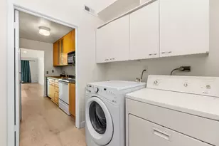 690 Peninsula Ct, Ann Arbor, MI 48105 - Photo 18