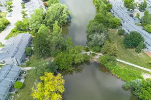 690 Peninsula Ct, Ann Arbor, MI 48105 - Photo 34